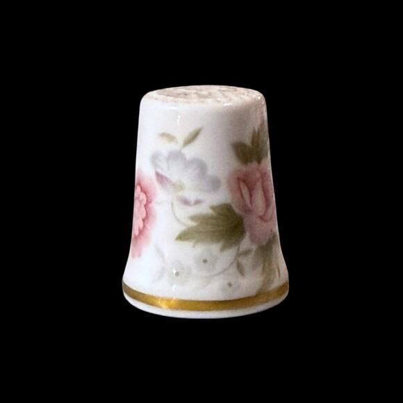 Vintage Minton Bone China Thimble White Floral Pattern Gold Trim Collectible - Picture 3 of 9